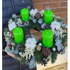 Advent wreath in eco style 